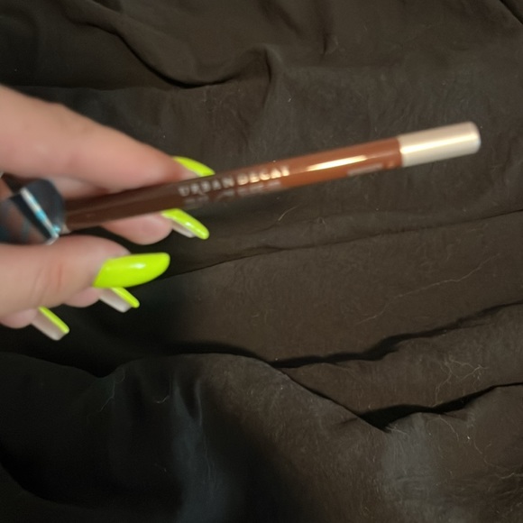 URBAN DECAY 24/7 glide on eye pencil- shade whiskey - Picture 5 of 5